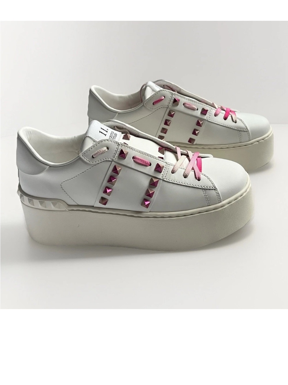 NIB Valentino Garavani Rockstud Untitled Platform White Leather Sneakers EU 38